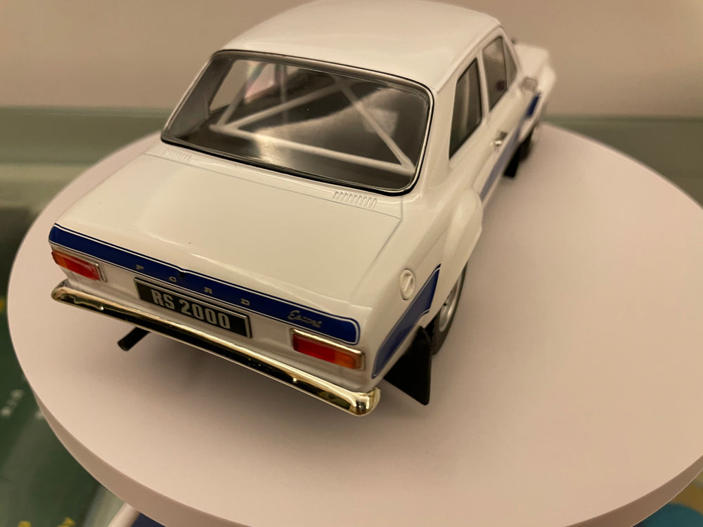 High classic 1:18 Triple9 FORD ESCORT MK1 ROAD CAR With fast shipping