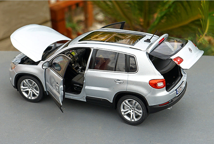 original 1/18 Norev Volkswagen VW Tiguan (Silver) Diecast Car Model with small gift