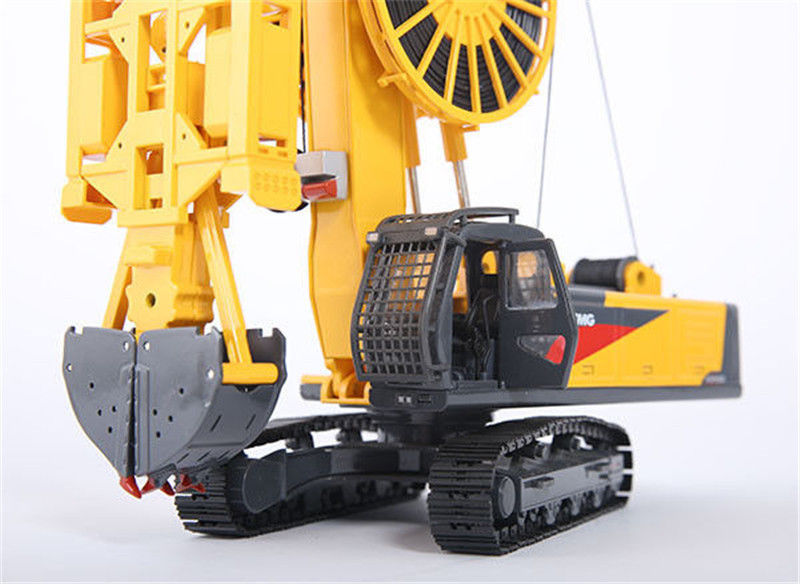 XCMG 1/35 Scale Model XG450D underground Diaphragm Wall Hydraulic Grab Diecast alloy Engineering machinery Model